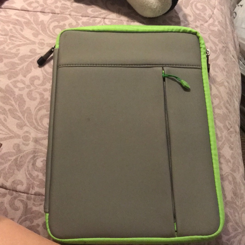 iPad/ Tablet case